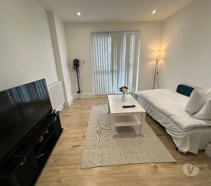 Property to Rent Luton Town Centre Luton - Photos for 1 Bedroom Apartment Balcony Parking