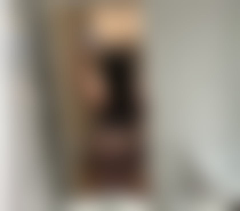 Trans Escorts East London Bromley by Bow - East London - Photos for Curvy British Trans Girl π