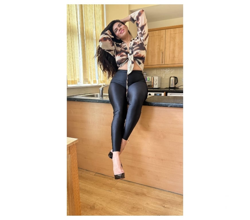 Escorts West Yorkshire Bradford - Photos for Andrea Beautiful Curvy & Natural FF 07933157232