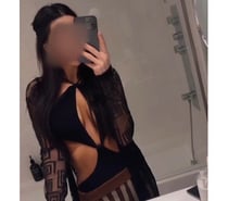 sexy.Angelina.xx ! Gym body.SIZE 6.Reall photos
