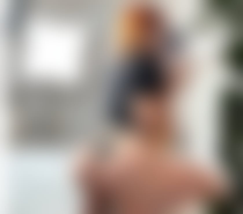 Escorts Surrey Guildford - Photos for 🍓AYSHA PETITE GINGER🍑👩🦰GFE🌶️HOT🔥OWO