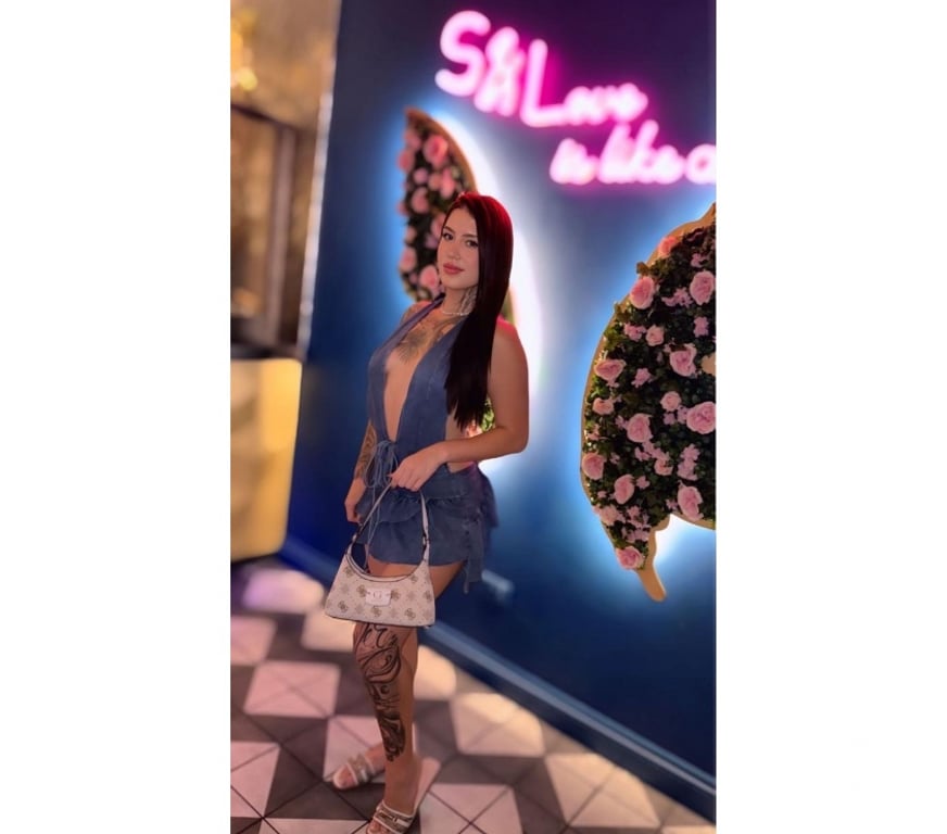 Escorts Reading Reading Town Centre - Reading - Photos for GORGEOUS LAURA🌶️JUICY🍑FULL SERVICE☎️
