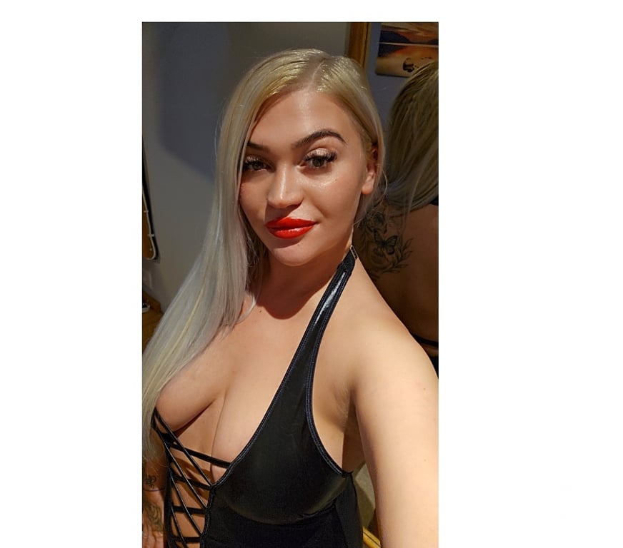 Escorts Gloucestershire Cheltenham - Photos for Vanessa only outcall full service ♥️