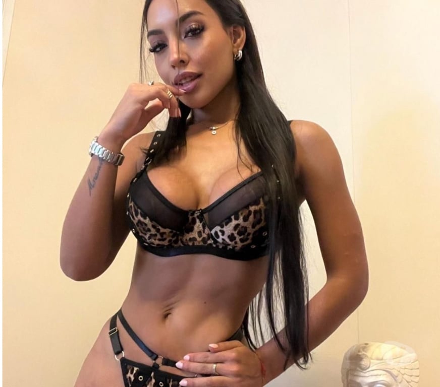 Escorts West Northamptonshire Northampton - West Northamptonshire - Photos for KATE BRAZILIAN 100% REAL 🇧🇷😋🍑🔥 PARTY🤭