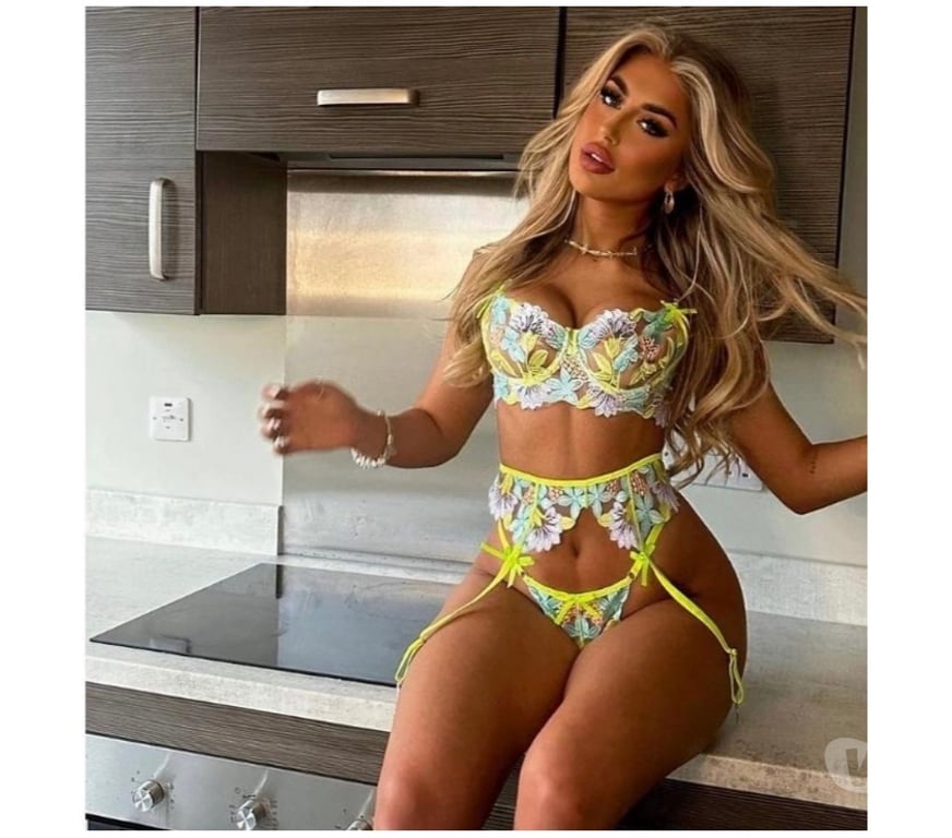 Escorts Buckinghamshire Chesham - Buckinghamshire - Photos for OUTCALL ONLY BABE ❤️🔥CALL ME FOR MORE INFORMATION
