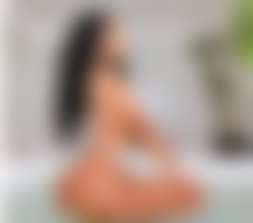 Escorts and Massages Swansea City Centre Swansea - Wales - Photos for Brazilian brunette vip curly naughty in town now