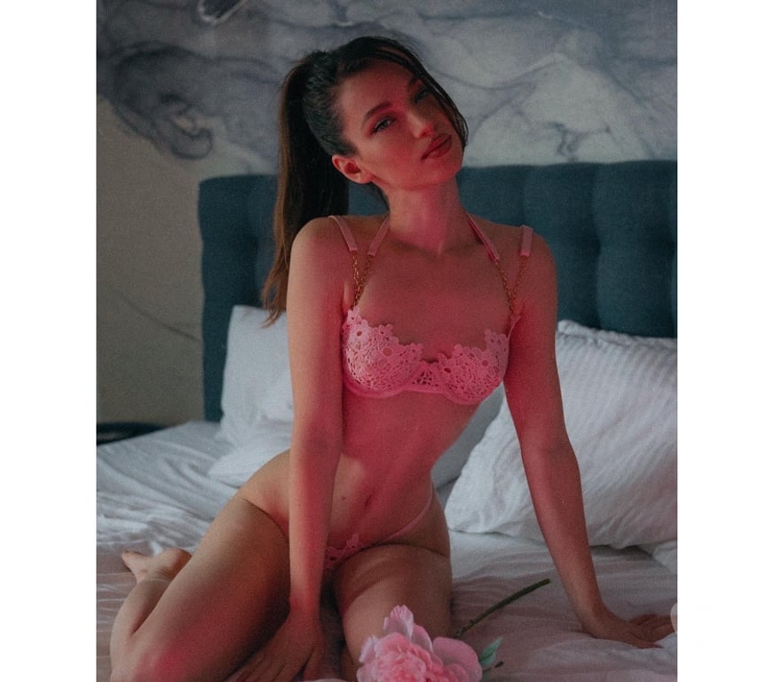 Escorts West Sussex Crawley - Photos for Renata 💯🍌🍑no rush💯fresh💯genuine