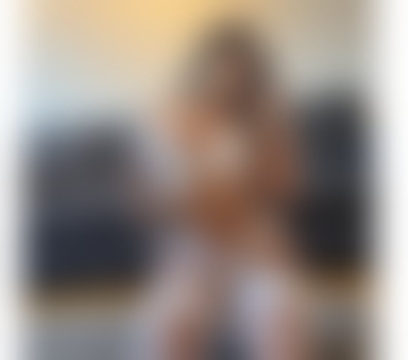 Escorts West London Kensington (Olympia) Station - West London - Photos for Maria Partyπ Latina π§π· Kensington