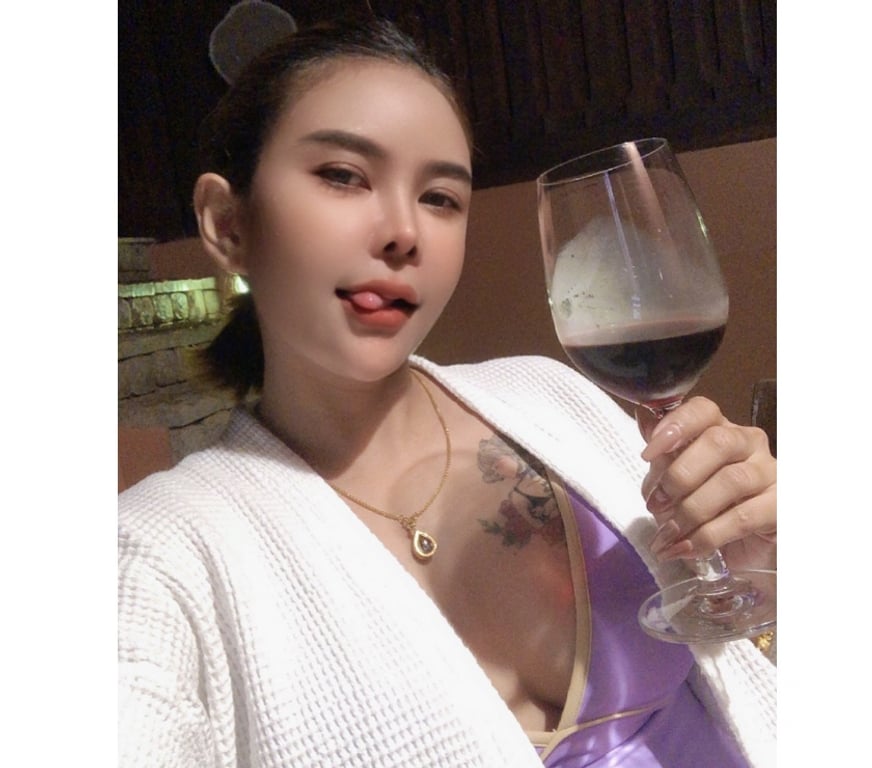 Escorts Cheshire West and Chester Chester - Cheshire West and Chester - Photos for Lisa New Thai girl 💯%real pics in Chester