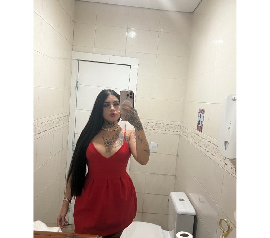 Escorts South East London Woolwich - South East London - Photos for ✨ Brazilian Beauty in London | 22y Elegant & Discreet ✨