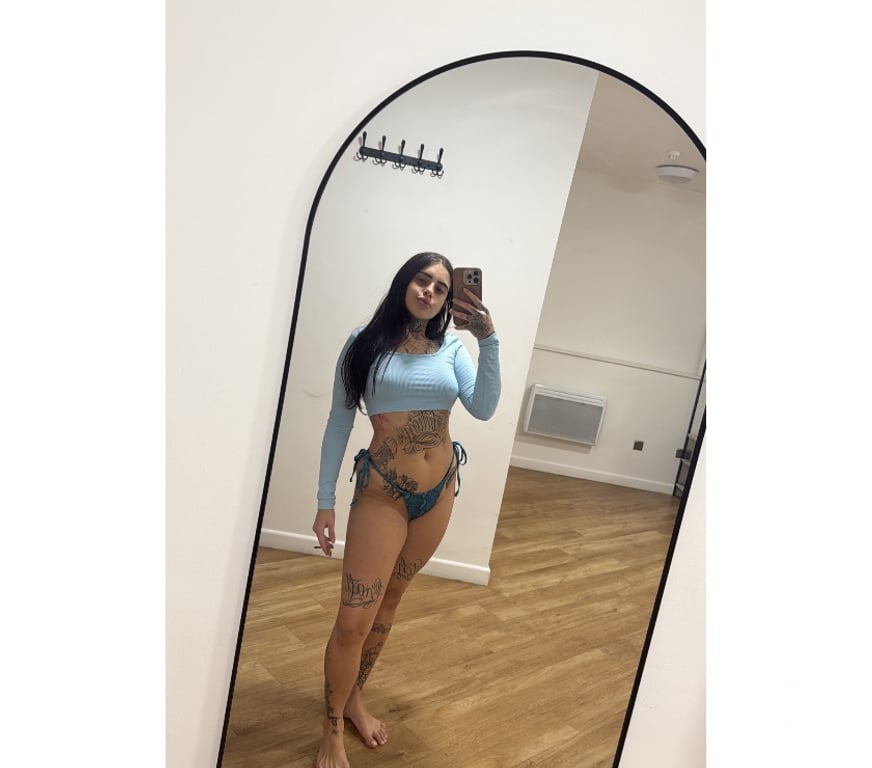 Escorts South East London Thamesmead - South East London - Photos for ✨ Brazilian Beauty in London | 23 | Elegant & Discreet ✨