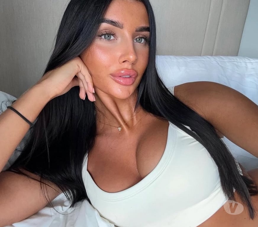 Escorts Gloucestershire Gloucester - Photos for Gorgeous Lissa🎀Best Tits🍒Amazing Peachy Bum🍑party