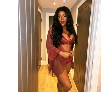 Escorts and Massages Lincoln City Centre Lincoln - Photos for Soraya Brazilian ebano, party girl🤩🥳🥳🥰🇧🇷