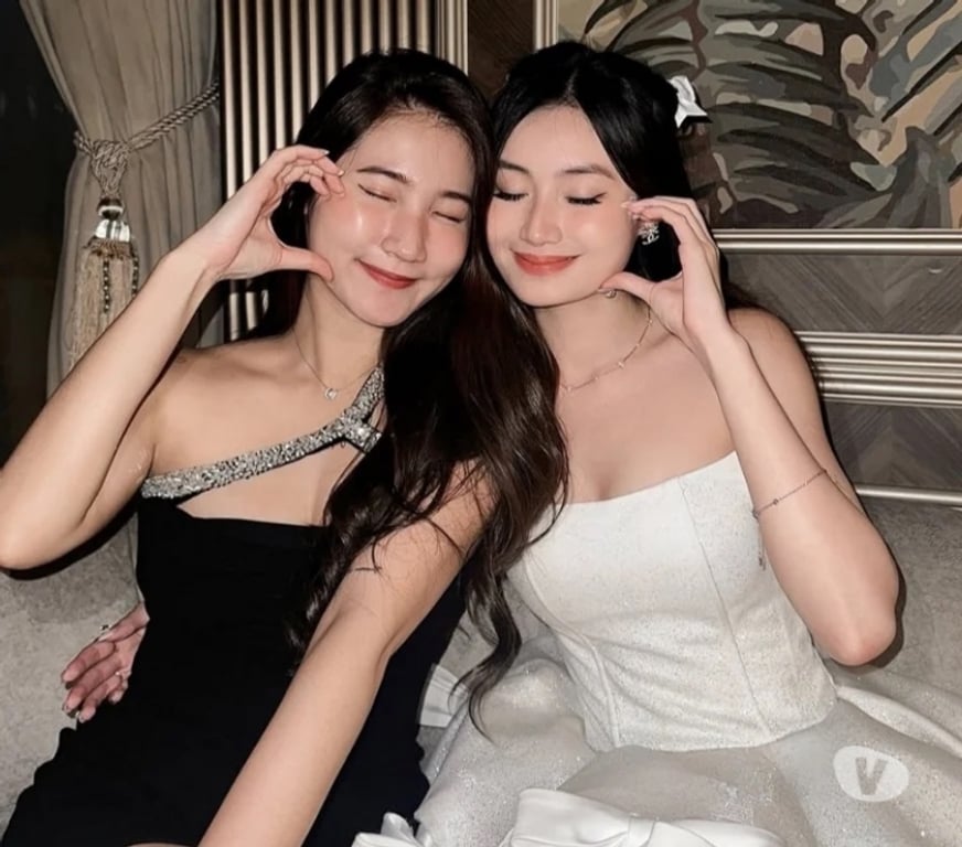 Escorts South Yorkshire Sheffield - Photos for 🔞NEW DUO😘 Hottest Asian in Town🍑BEST GFE🍑