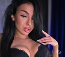 Best girl – Classy, Curvy, and Discreet