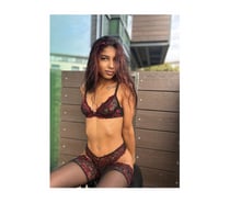 ❤️Anissa❤️charming💕NEW