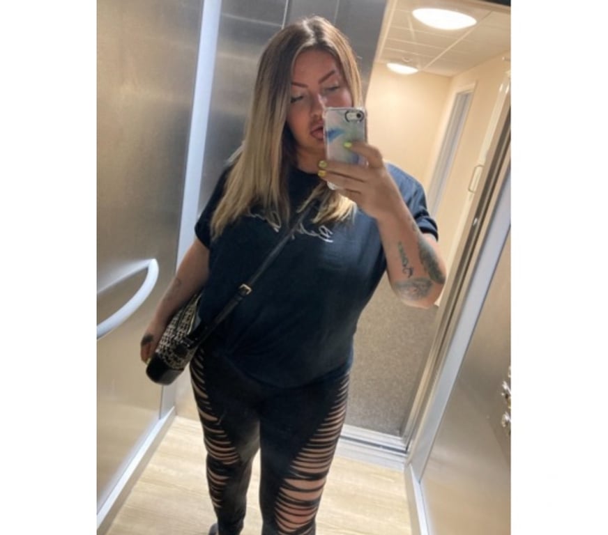 Escorts South West London Kingston upon Thames - Photos for Magiclondon69 One and Only Busty 🥵🤞Milf