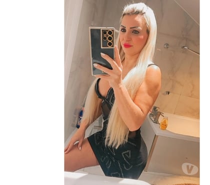 Escorts and Massages Coatbridge North Lanarkshire - Photos for Cristal blond 🥰🥰🥰🥰