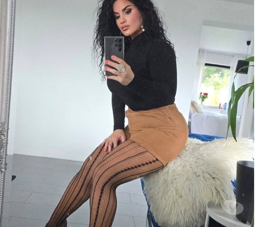 Escorts Nottinghamshire Nottingham - Photos for Lili new owo include price and kiss party grils