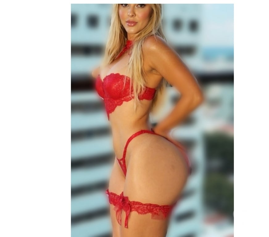 Escorts Windsor and Maidenhead Windsor Castle - Windsor and Maidenhead - Photos for ✨ Real Photos • Curvy & Fit • Short Stay in Windsor