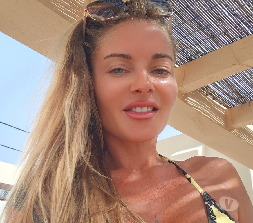 Adult Entertainment South West London Kingston upon Thames - Photos for VIDEOCALL & MORE ON WHATSAPP +447305536221