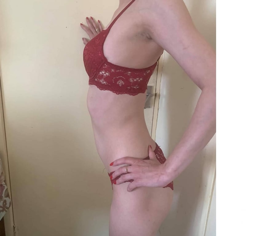 Escorts Greater Manchester Wigan - Photos for Hi boys.. Just incall wn34u.. 10AM-8PM. JUST IN THE DAY