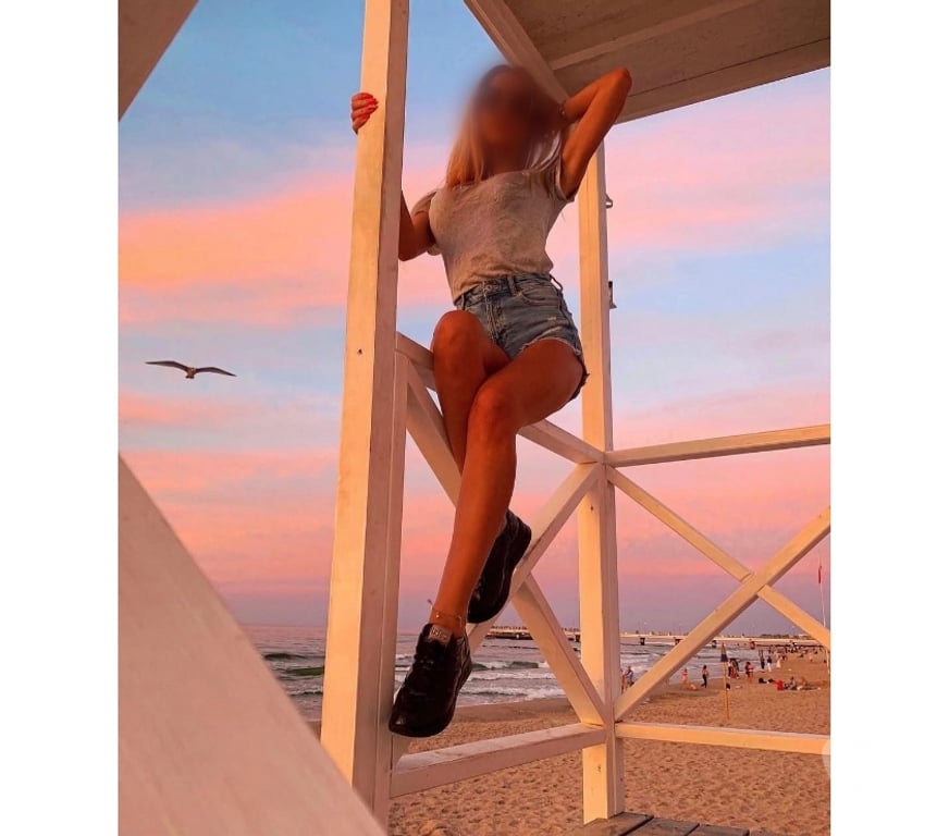 Escorts Essex Brentwood - Photos for **Sweet Laura** xoxo