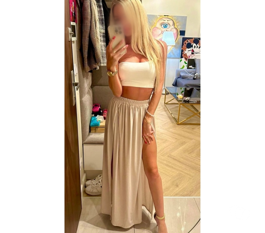 Escorts Essex Brentwood - Photos for **Sweet Laura** xoxo