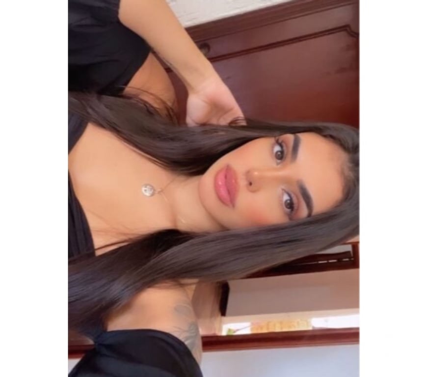 Escorts North London Wood Green - North London - Photos for ☎️ BRUNETTE GFE ✅ MASSAGE 💯NO RUSH