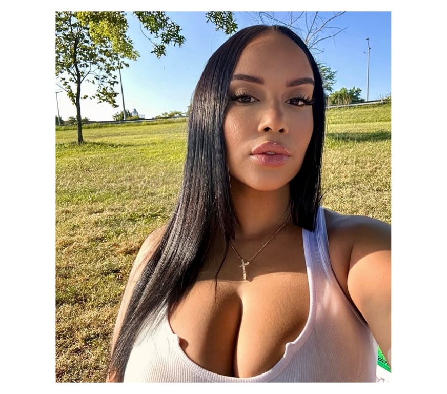 Escorts South East London Walworth - South East London - Photos for BOMBON Caribbean 🍑 Big ass 💦🍭 🔥JUST ARRIVED