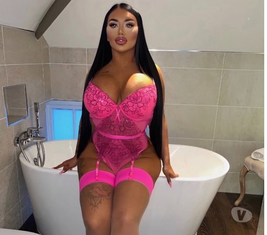 Escorts Essex Brentwood - Photos for NEW IN BRENTWOOD ELLIE CHLOE 👑
