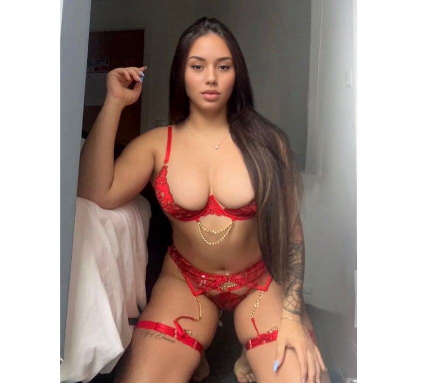 Escorts North West London Cricklewood - North West London - Photos for CRICKLEWOOD🔥HOT CHLOE🍑REAL 22YO🇧🇷OWO✅FKISS💋