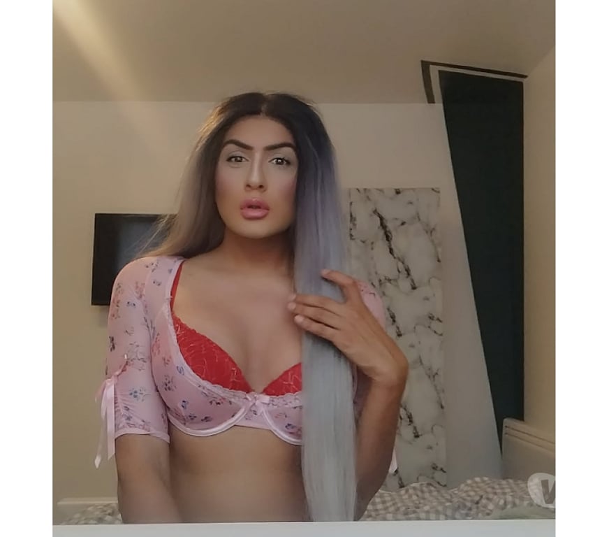 Trans Escorts East London Goodmayes Station - East London - Photos for Baddie princess
