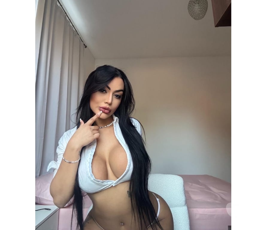 Escorts Ealing Southall - Ealing - Photos for Stunning😘Brazilian 😍GREEFORD