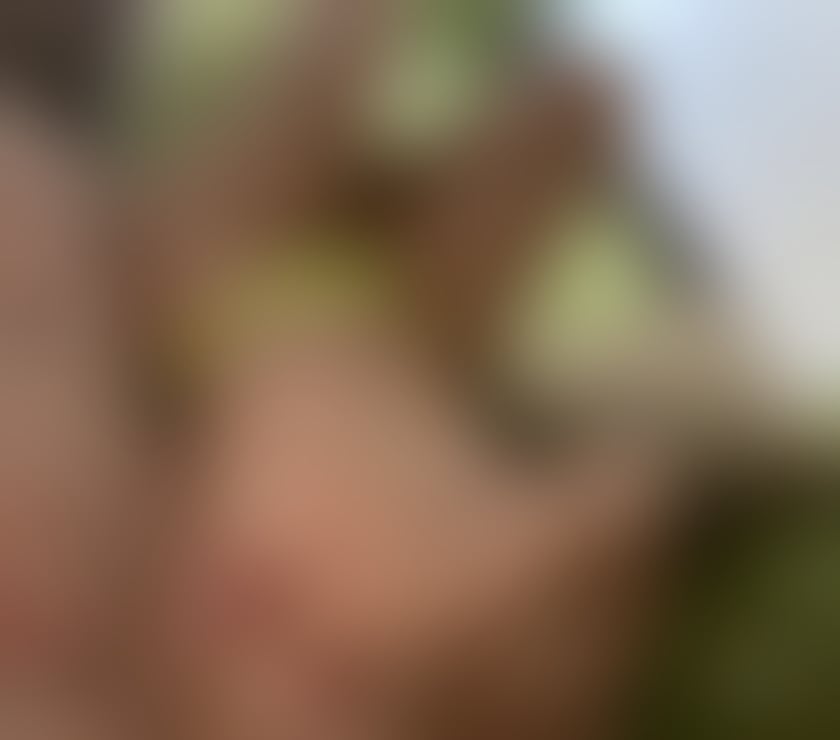 Hello, I am Gyulia, a real sexy brunette bombshell available