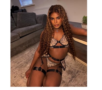Transsexual Reading Town Centre Reading - Photos for 🔥 TS LORENA BBC 🔥🍆