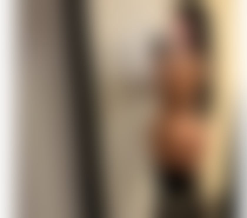 Escorts South West London Clapham Junction - South West London - Photos for SEXY MIA β€οΈβπ₯ PARTY GIRL π₯³π₯³