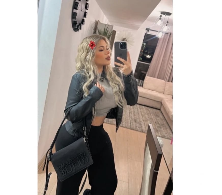 Escorts South East London Camberwell - South East London - Photos for HI GUYS🫶I’M LUA ✨NEW HERE FULL PARTY GIRL📍