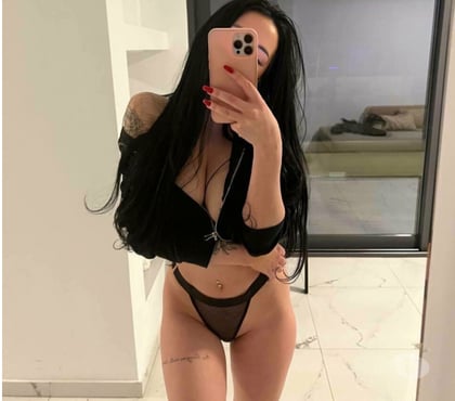 Escort Southport Sefton - Photos for Alexa party girl new in town! Party girl ❤️❤️💕