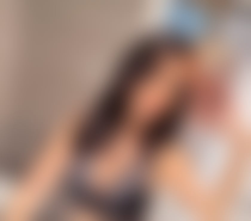 Escorts Earl`s Court Station South West London - Photos for Sexy Brazilian Lisa in London first time