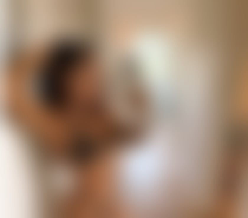 Escorts South East London Croydon - Photos for Larrisa ๐ POPULAR DEMAND ๐ CROYDON ๐ ๐ CR0