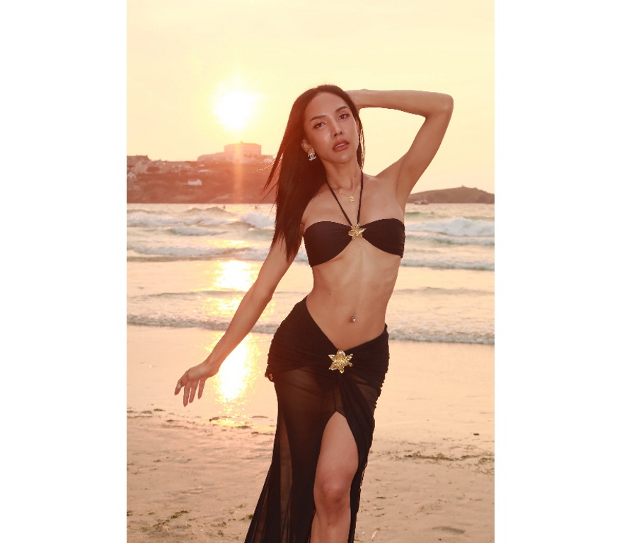 Trans Escorts East London Stratford - East London - Photos for Thai Model TS Emily