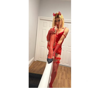 Transsexual Escorts Lewisham South East London - Photos for New brazilian doll in your city🌶️🔥