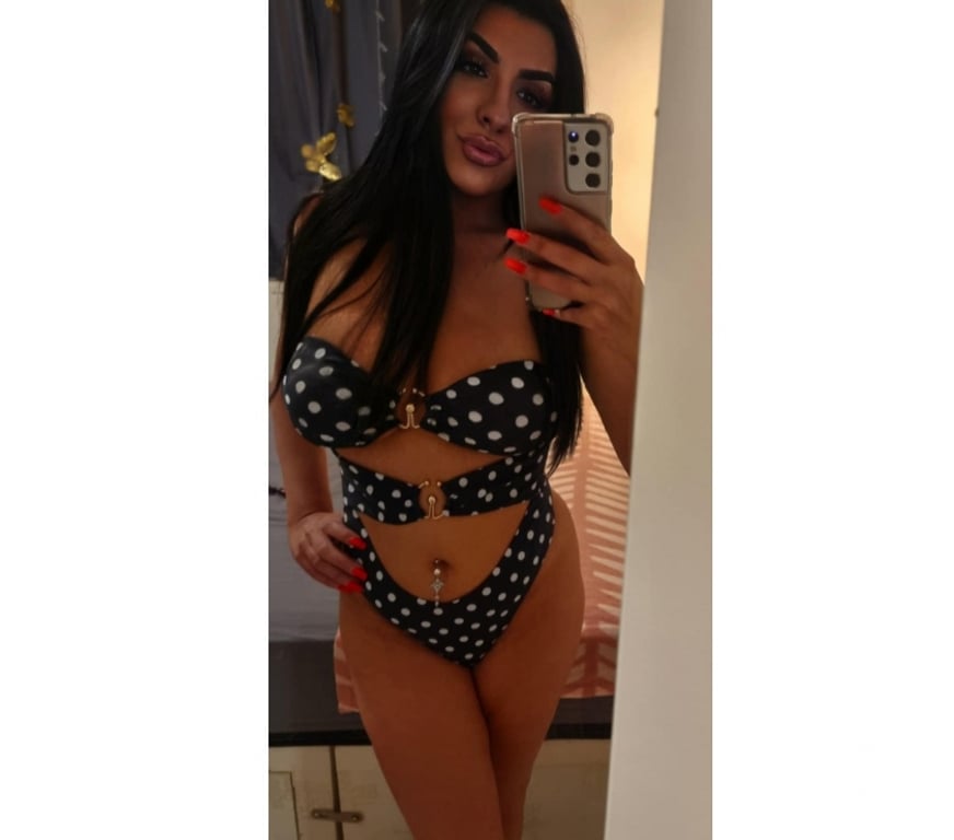 Escorts Barnet Edgware - Barnet - Photos for SEXY SWEET NEW GIRL