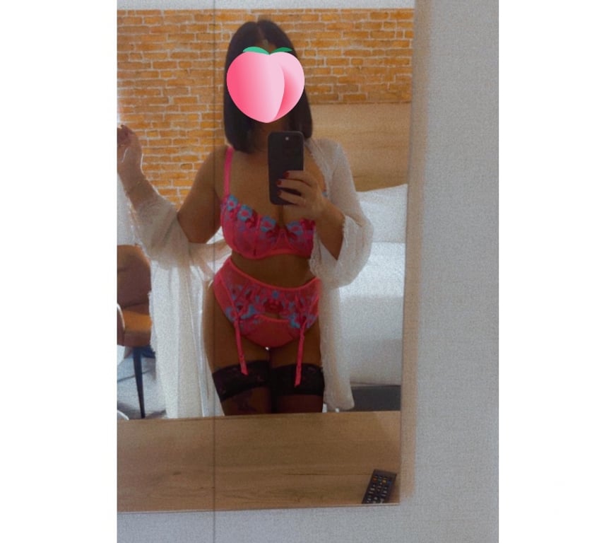 Escorts West Yorkshire Bradford - Photos for BRITISH BUSTY FULL GFE IN BD3