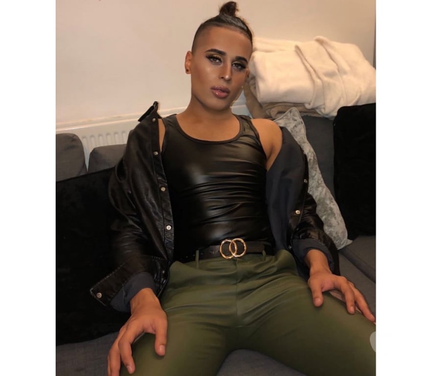 Gay massage East London Walthamstow Central Station - East London - Photos for Fem boy xxxxxxxxxx