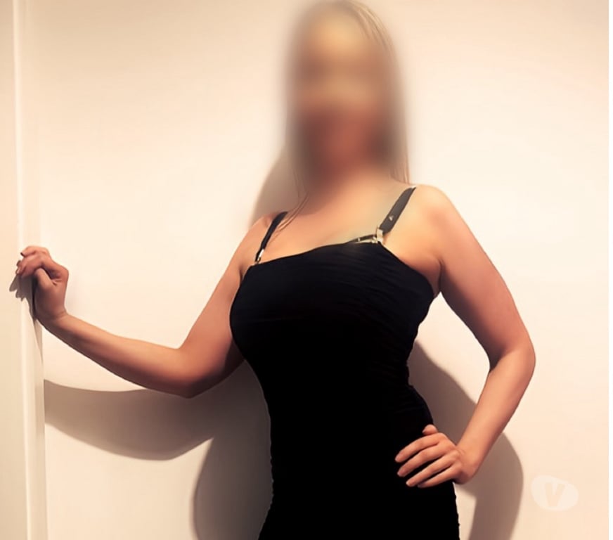 Escorts Cheshire West and Chester Chester - Cheshire West and Chester - Photos for English Blonde Busty Slim Escort PSE Leggy Stunner Book Now
