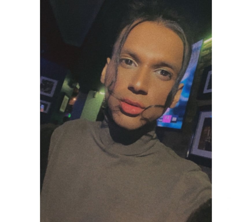 Gay massage Reading Earley - Reading - Photos for FEM CD LOOKING FOR FIT SEXY HUNG MEB