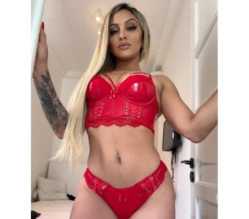 Escorts North London Wood Green - North London - Photos for 🍾❤️‍🔥BEST GFE LATINA 💋 incall ⭐️PARTY