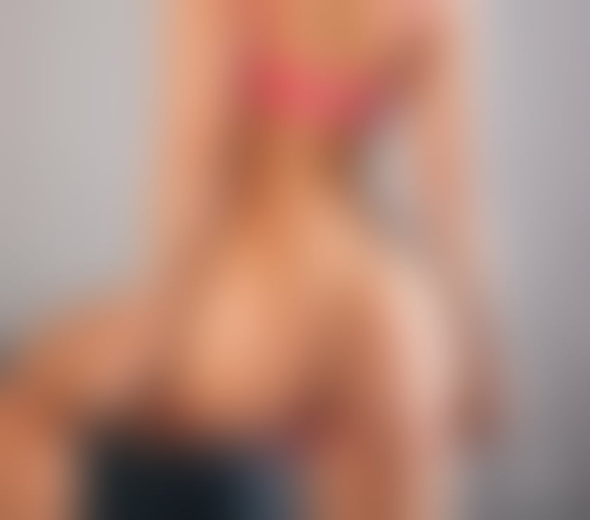Escorts Essex Chelmsford - Photos for Owo perfect 🥰party 🥳massage strapon